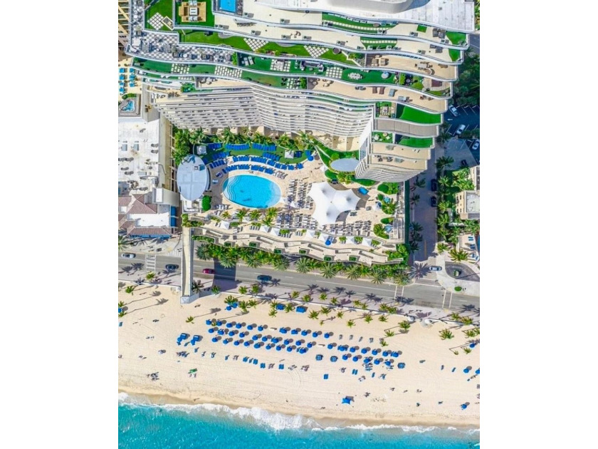 Ritz-Carlton, 5-Diamond award winning amenities make luxury - photo 25