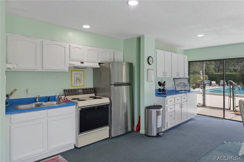This beautiful, move-in-ready home features two spacious primary - photo 31