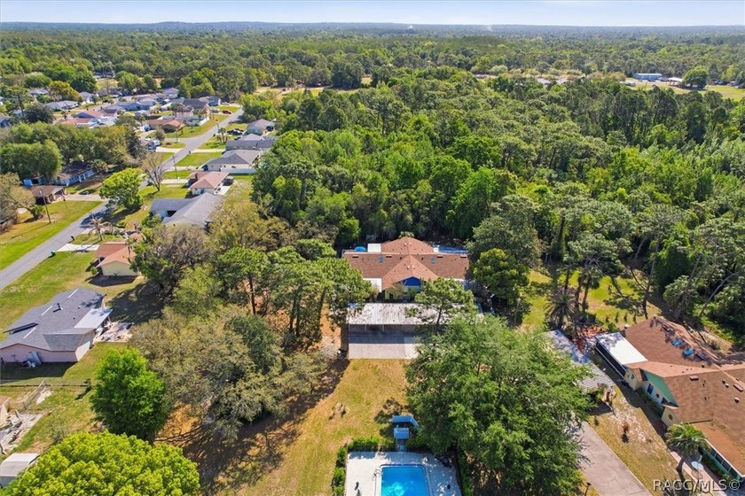 This beautiful, move-in-ready home features two spacious primary - photo 35