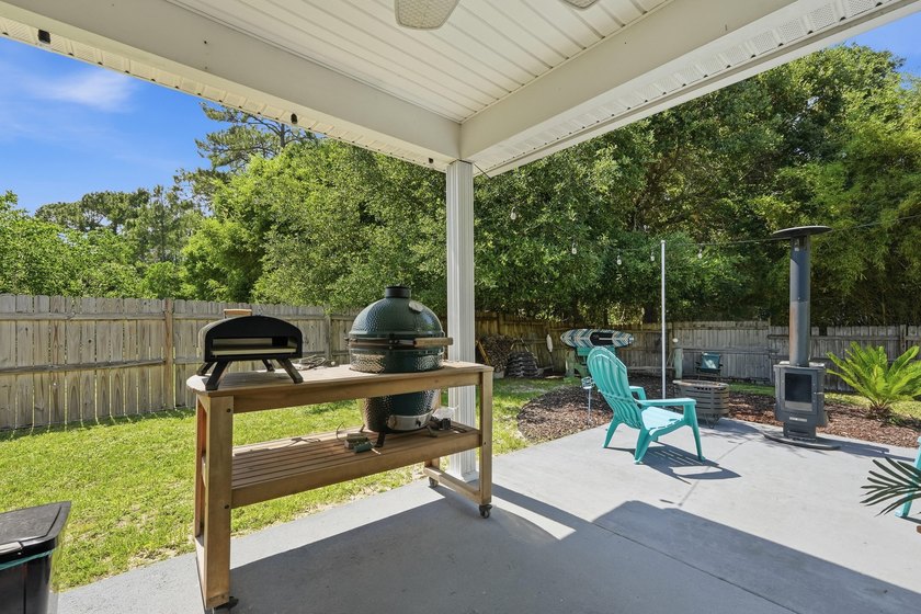 Welcome to this beautifully maintained 3BR/2BA home offering - photo 38