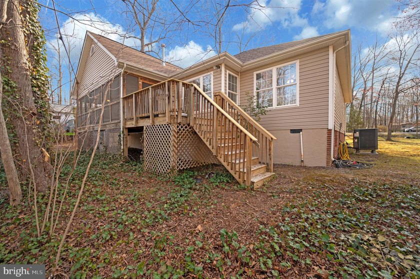 Situated on a corner lot at Harrison Circle and Stratford Circle - photo 26