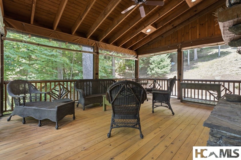 A classic mountain sanctuary nestled within the exclusive Bear - photo 34