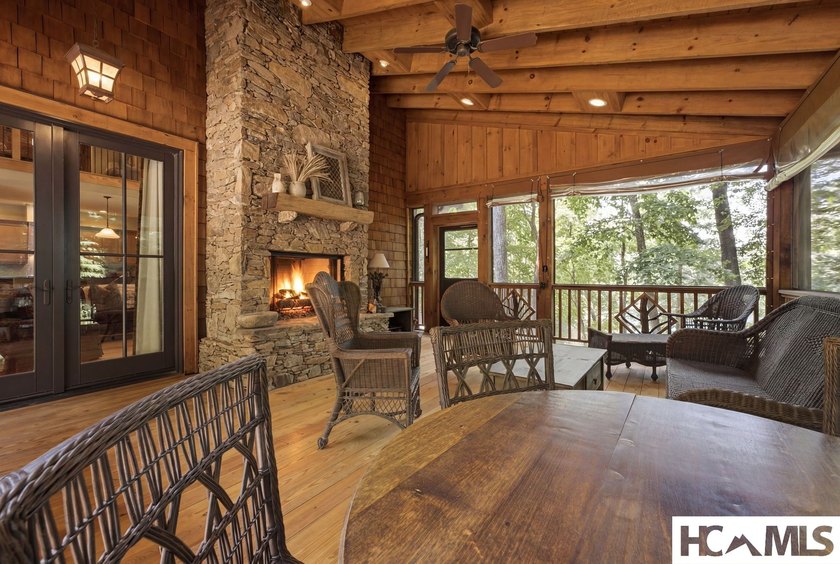 A classic mountain sanctuary nestled within the exclusive Bear - photo 36