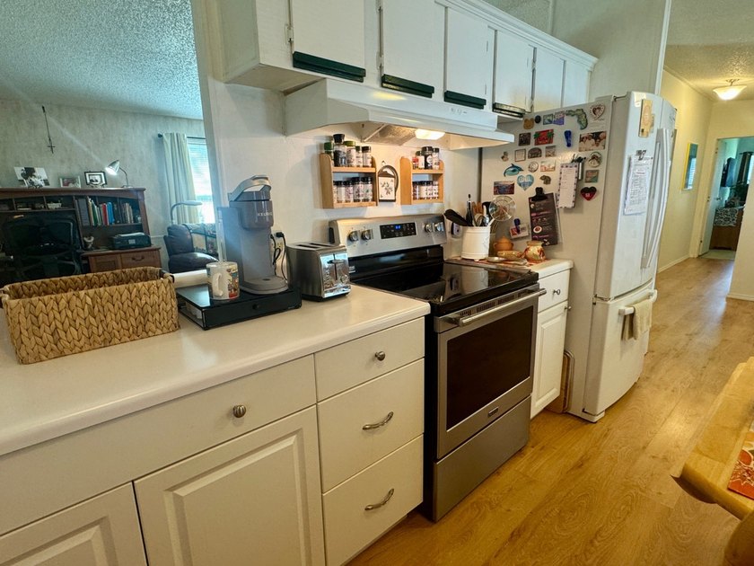 Resort-Style Living in a Beautifully Updated 2-Bedroom + Flex - photo 12