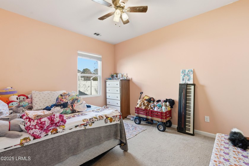 Get ready to fall in love with this cheerful and totally move-in - photo 13