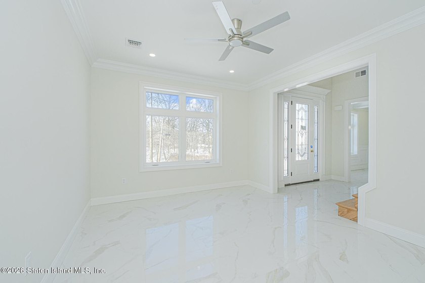 435 Brighton St. is the serene setting for this absolutely - photo 13