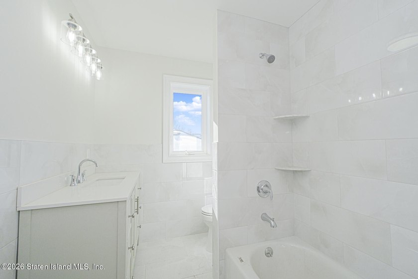 435 Brighton St. is the serene setting for this absolutely - photo 41