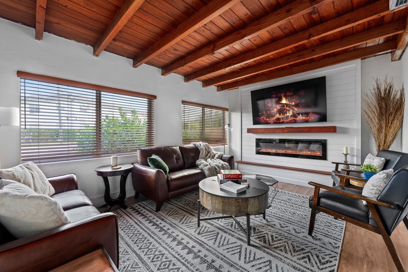 INCREDIBLE INVESTMENT PROPERTY. Approved to Build 5 townhomes of - photo 3