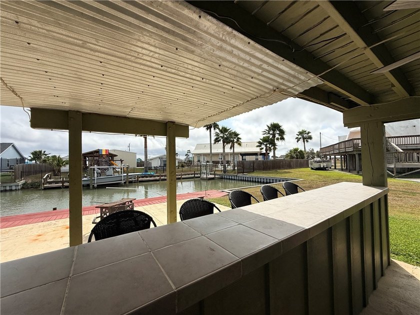 Welcome to laid-back Texas coastal living where fishing, boating - photo 35