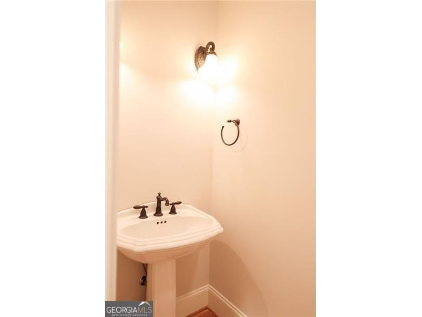 Premier Location in The Fairways! Welcome to a one-of-a-kind - photo 22
