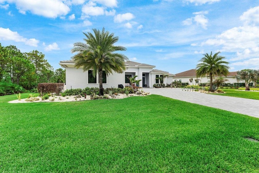 **Exquisite 4BR/4.5BA Estate in Prestigious Gated Community** - photo 3