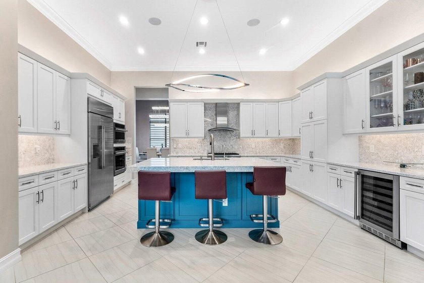 **Exquisite 4BR/4.5BA Estate in Prestigious Gated Community** - photo 8