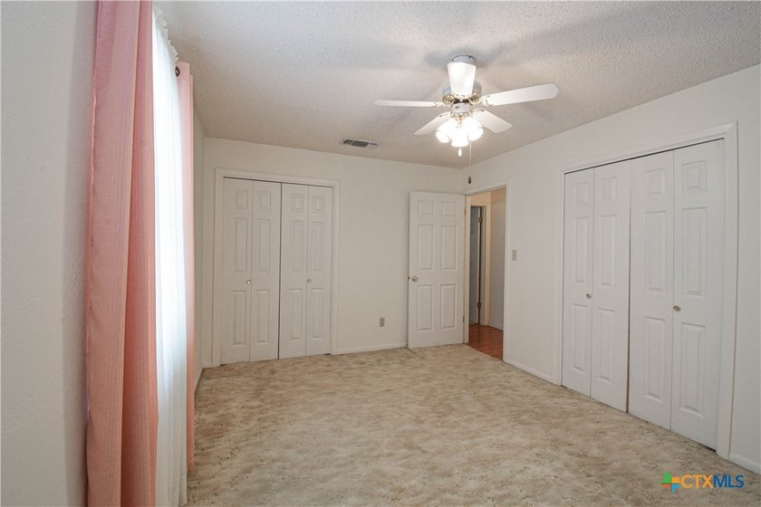 Searching for beautiful home with a country feel in the city of - photo 22