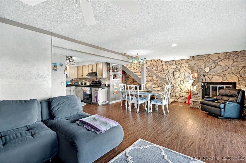 Lake life doesn't get easier-or cozier-than this. This two-story - photo 29