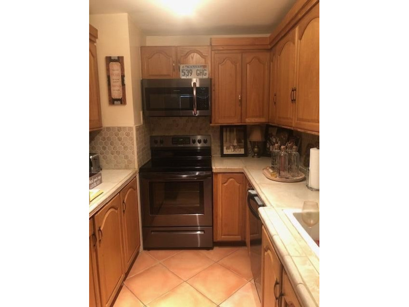 5509 Fountain Lake Cir C110 - photo 2