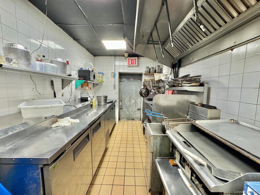 Calling All Entrepreneurs &amp; Restaurateurs!!! Turn-Key Successful - photo 9