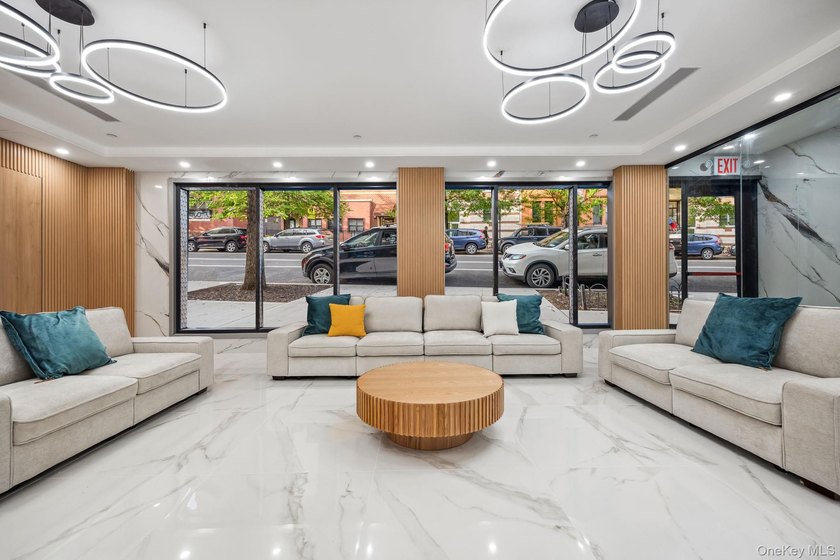 Introducing Vista Noble Tower. A total of 42 upscale residences - photo 42