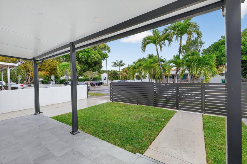 BRING YOUR BEST OFFERS. MOTIVATED SELLER! 3Br + Den(can be used - photo 8