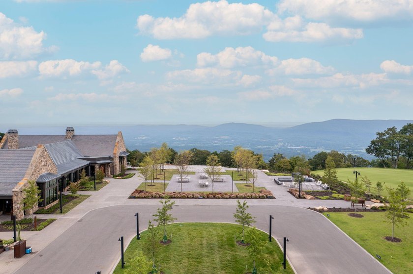 Welcome to your dream homesite nestled within the prestigious - photo 4