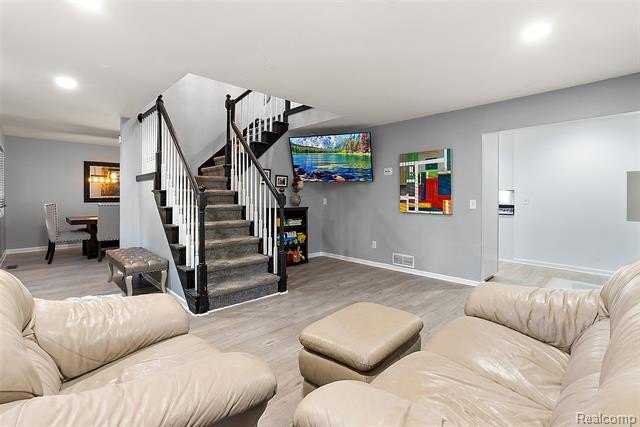 Situated on 1.13 acres with 150 feet of waterfront on the canal - photo 6