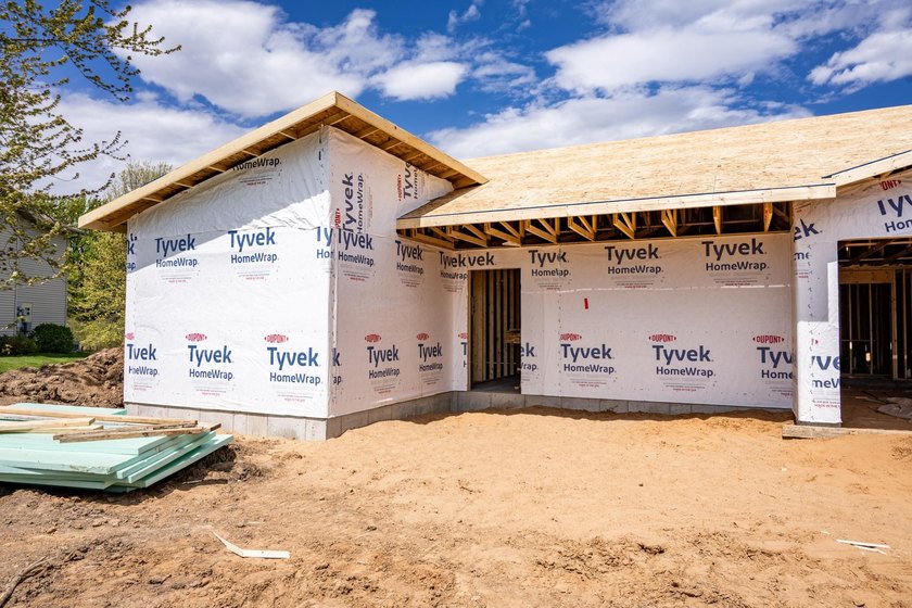 Brand New Construction Coming to Mauston! Don't miss your chance - photo 14