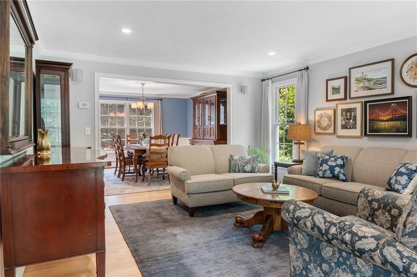 This 4-bedroom Colonial in *The Glen* offers the perfect balance - photo 25