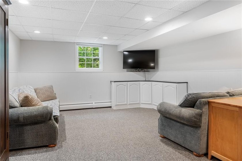 This 4-bedroom Colonial in *The Glen* offers the perfect balance - photo 44