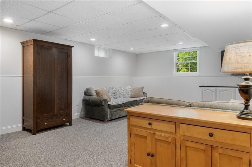 This 4-bedroom Colonial in *The Glen* offers the perfect balance - photo 45