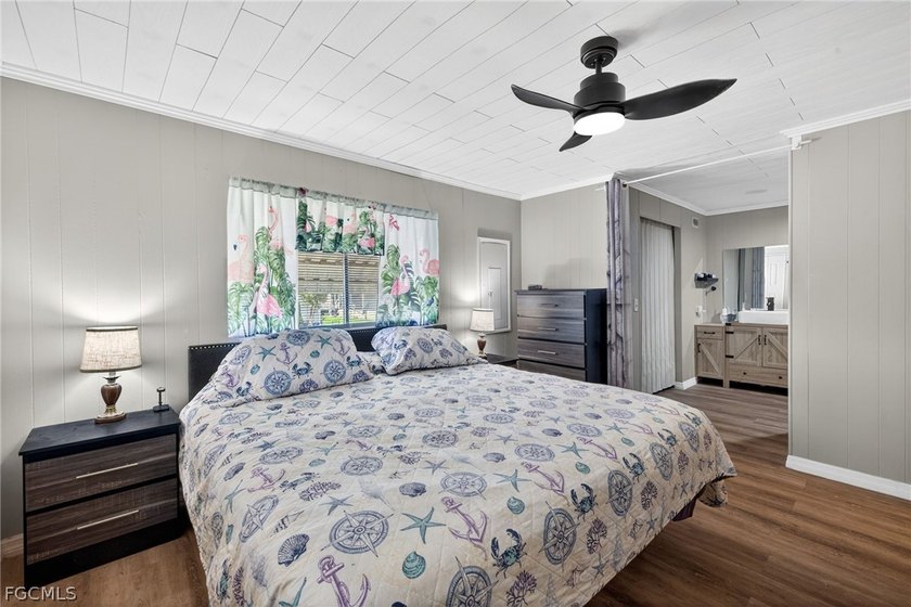 Welcome home to Lazy Days Village! This beautifully appointed - photo 12