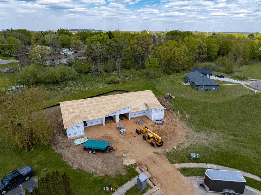 Brand New Construction Coming to Mauston! Don't miss your chance - photo 19