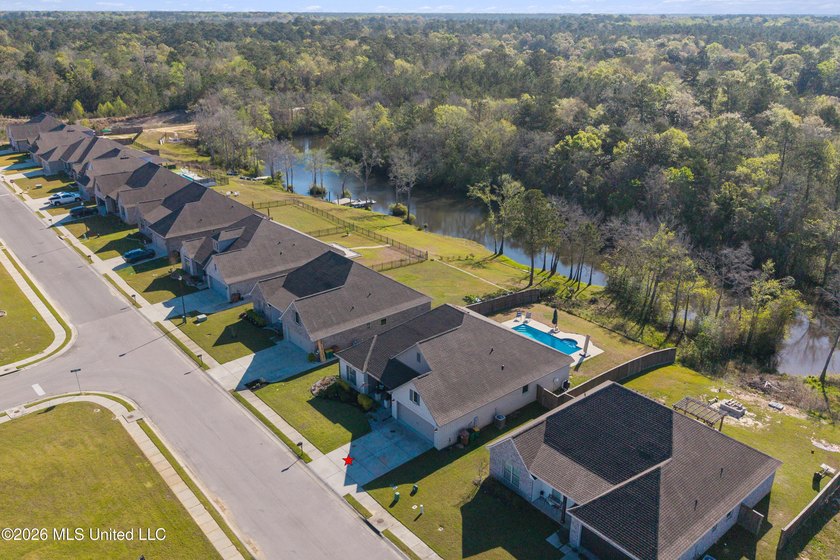 Experience elevated living in this stunning 4-bedroom, 2-bath - photo 38