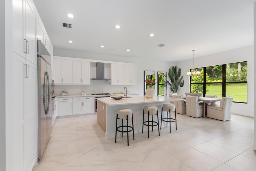 Brand new, never lived in residence in the Lotus Edge community! - photo 7
