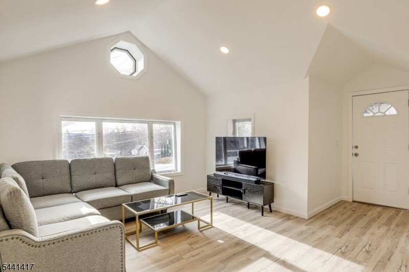Beautifully updated 3-bedroom home offering a bright - photo 4