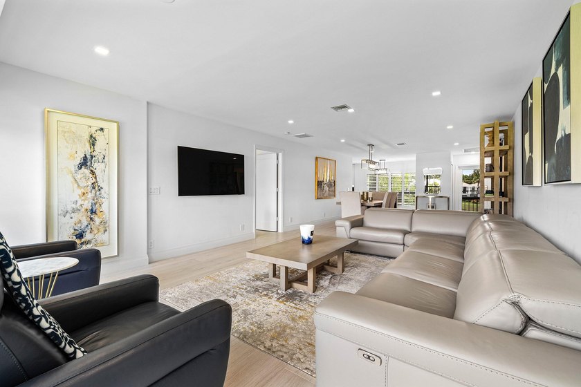 Enjoy tranquil lake views from this beautifully renovated &amp; - photo 8