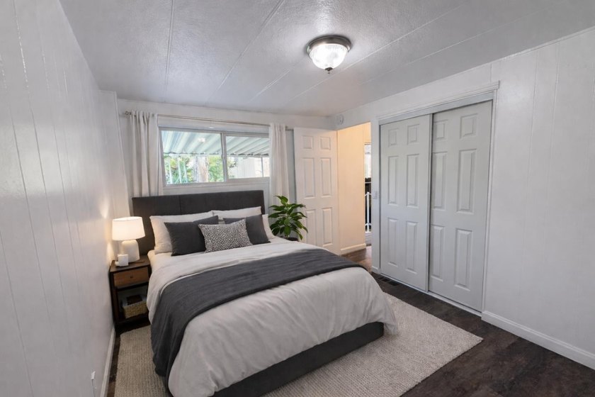 Updated 2-bedroom, 1-bathroom mobile home located in the Golden - photo 6