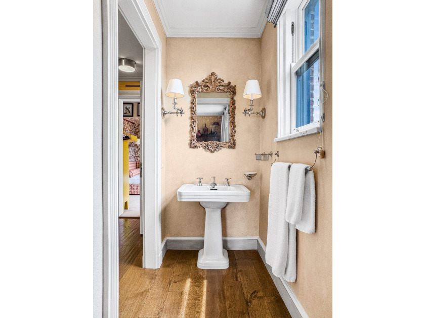 One of Chicago's finest cooperative residences, this - photo 49