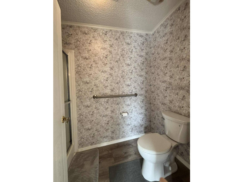 3 Bedrooms | 2 Bathrooms | 2,120 Sq. | $149,900 Four Lakes Golf - photo 10