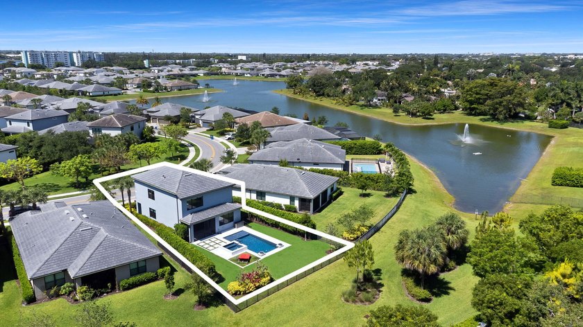 Discover this stunning 3BR/2.5BA pool home in the sought-after - photo 12