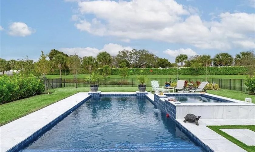 Discover this stunning 3BR/2.5BA pool home in the sought-after - photo 14