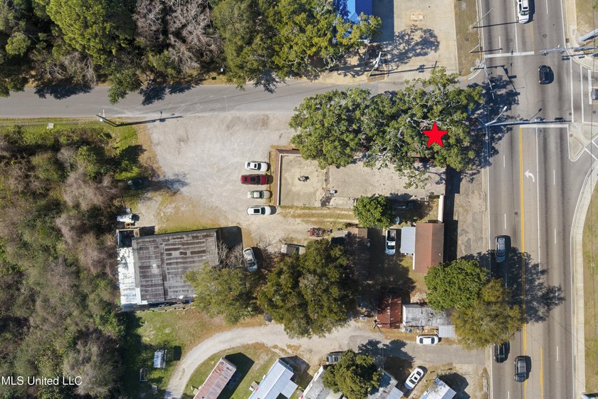 ATTENTION: HUGE PRICE IMPROVEMENT. MOTIVATED SELLER. Wants sold - photo 8