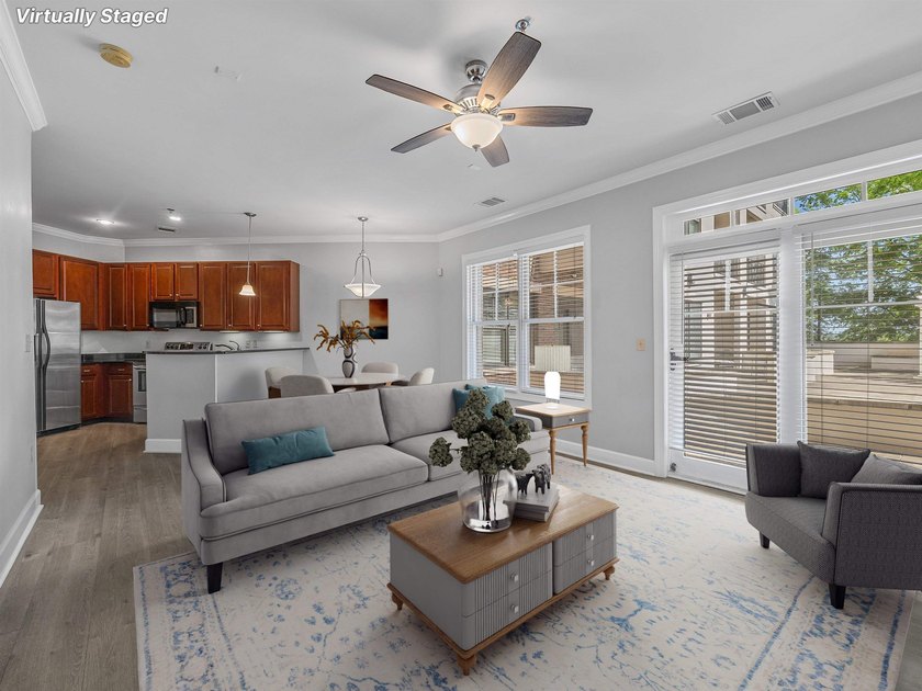 Enjoy the ease of downtown living in this charming 1-bedroom - photo 3