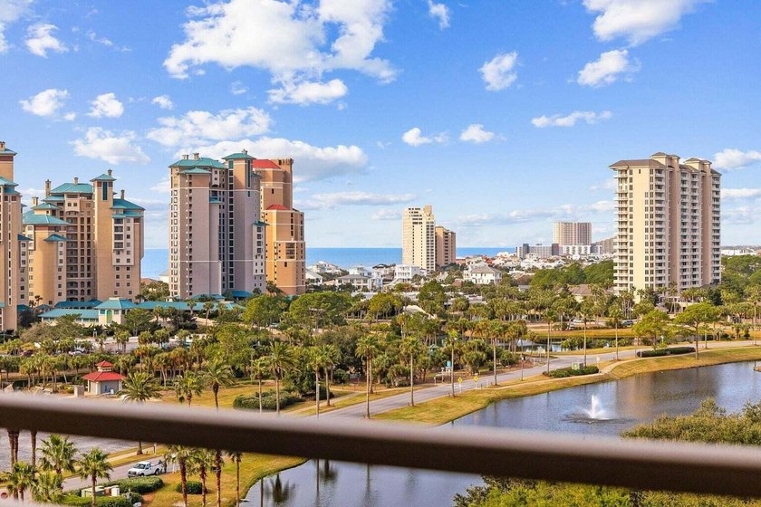 INCREDIBLE WEST FACING VIEWS WITH STUNNING SUNSETS! Ideally - photo 19