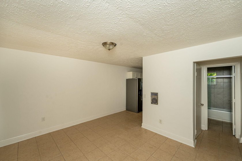 Fantastic income-producing duplex in the rapidly growing area of - photo 6