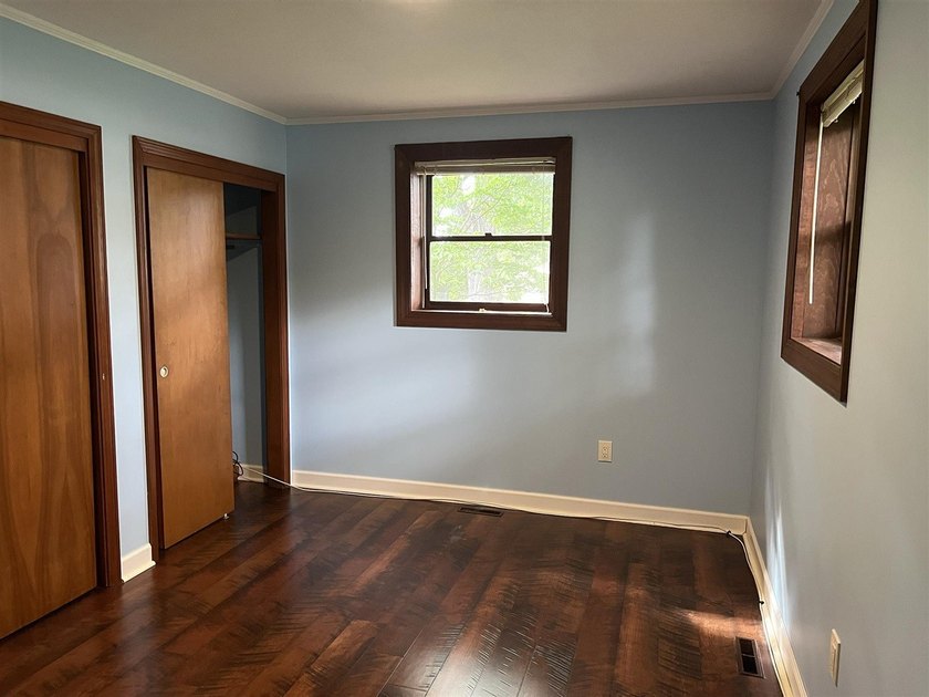 WOW! Space galore in this spacious home offering 4 bedrooms, 2 - photo 17