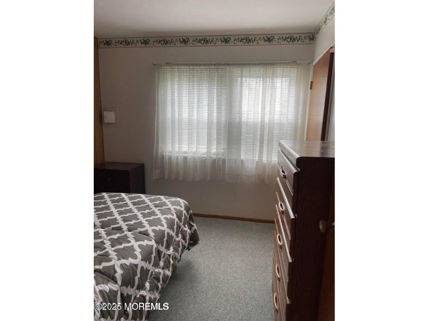Welcome to Cedar Glen Homes. This active adult community is one - photo 14