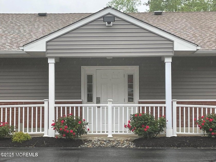 Welcome to Cedar Glen Homes. This active adult community is one - photo 24