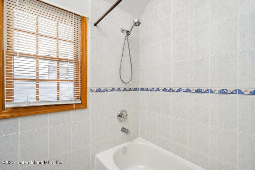 Beautiful detached Colonial home, offering over 2,100 square - photo 38