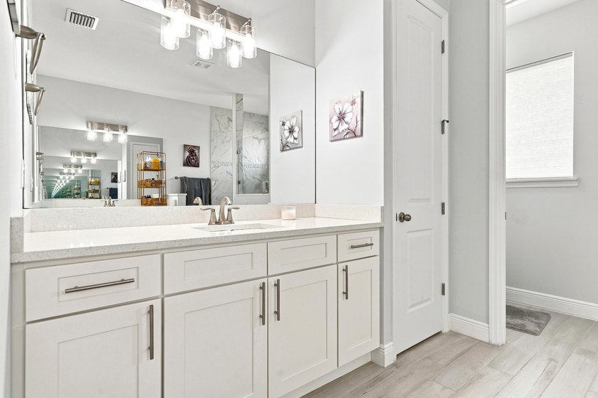 Experience modern luxury in this exceptional 2023 custom-built - photo 18