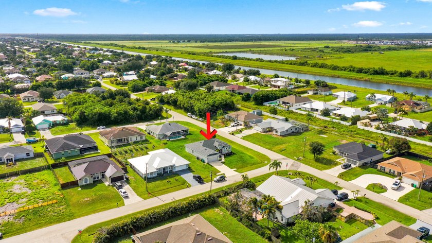 Experience modern luxury in this exceptional 2023 custom-built - photo 42