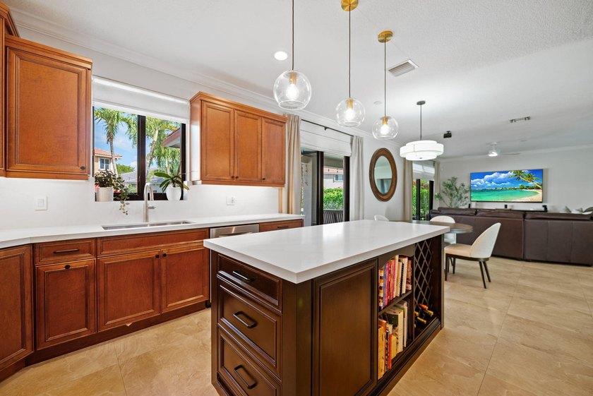A completely &amp; tastefully upgraded home on a culdesac does exist - photo 17
